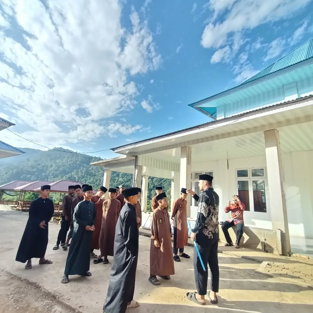 Pentingnya Pendidikan Qur’an dan Pembinaan Karakter dalam Membentuk Generasi Masa Depan